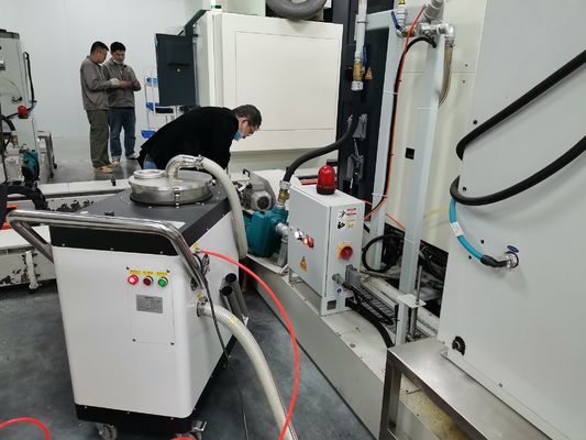 Machine à nettoyer les boues par filtration par émulsion