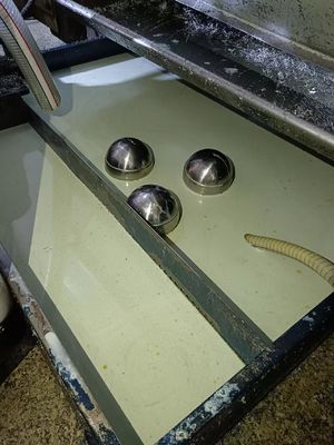 Systèmes de filtration des liquides de refroidissement à la machine-outil CNC Séparateur d'eau d'huile Émulsion de purification