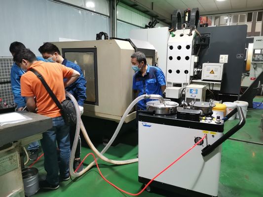 Nettoyage des copeaux d'aluminium Système de filtre à liquide de refroidissement CNC Nettoyeur de réservoir de liquide de refroidissement