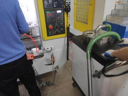 Stériliser désodoriser Cnc Skimmer d'huile éliminer l'huile flottante du réservoir d'eau