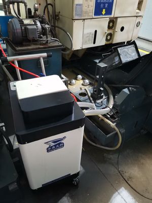 Machine intégrée de déodoration et de purification CNC