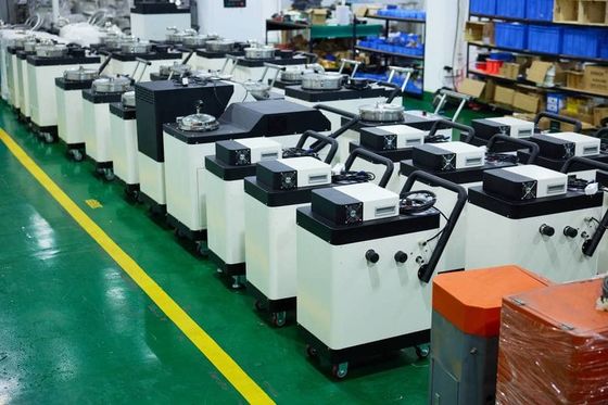 Expériencez des performances de nettoyage supérieures avec le nettoyeur de réservoir de liquide de refroidissement CNC chinois